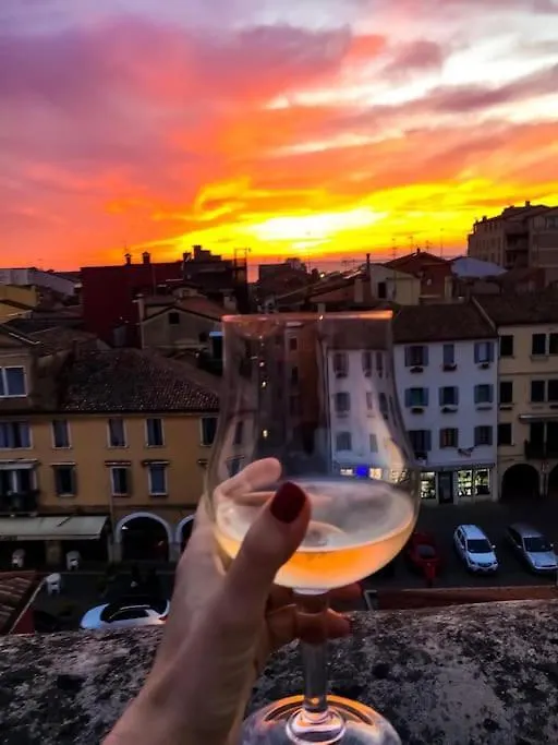 Apartment With Terrace In Chioggia'S Main Square